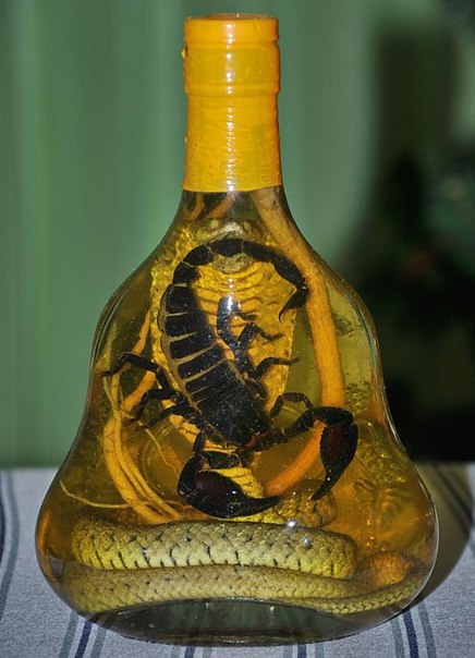 Бананово-скорпионовый ликер