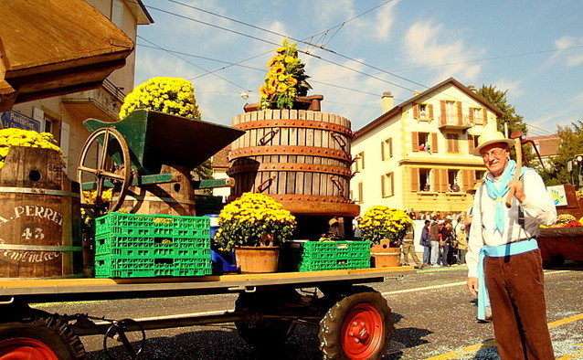 Праздник сбора винограда в Швейцарии